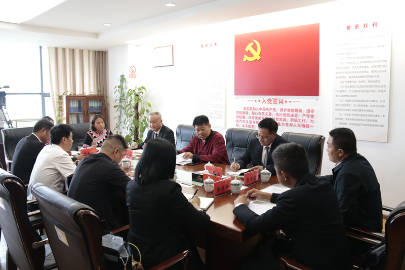 市五届人大常委会第二十四次会议列席代表座谈会召开