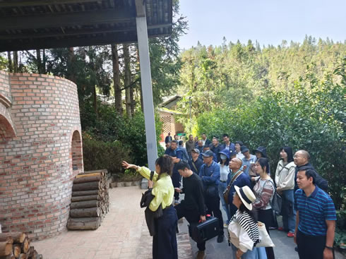 体验非遗技艺 赓续匠心文脉