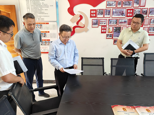 戈昌武深入镇康、永德调研时强调：统筹发展与安全　以人大履职实效助推县域高质量发展