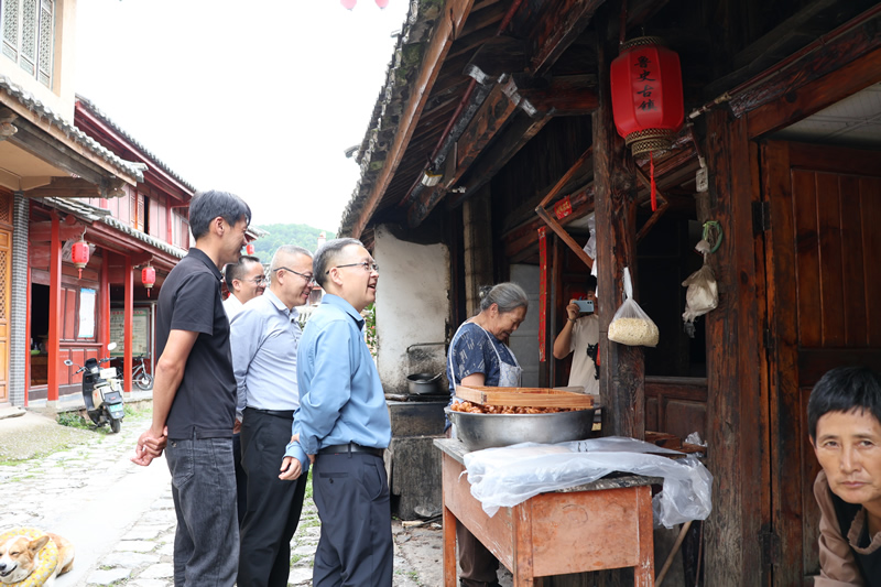 戈昌武到凤庆、云县调研时强调：聚力特色产业提质效 强化履职实践助发展