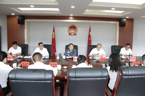戈昌武在市人大常委会机关科级干部座谈时强调：凝心聚力促发展 团结干事提质效
